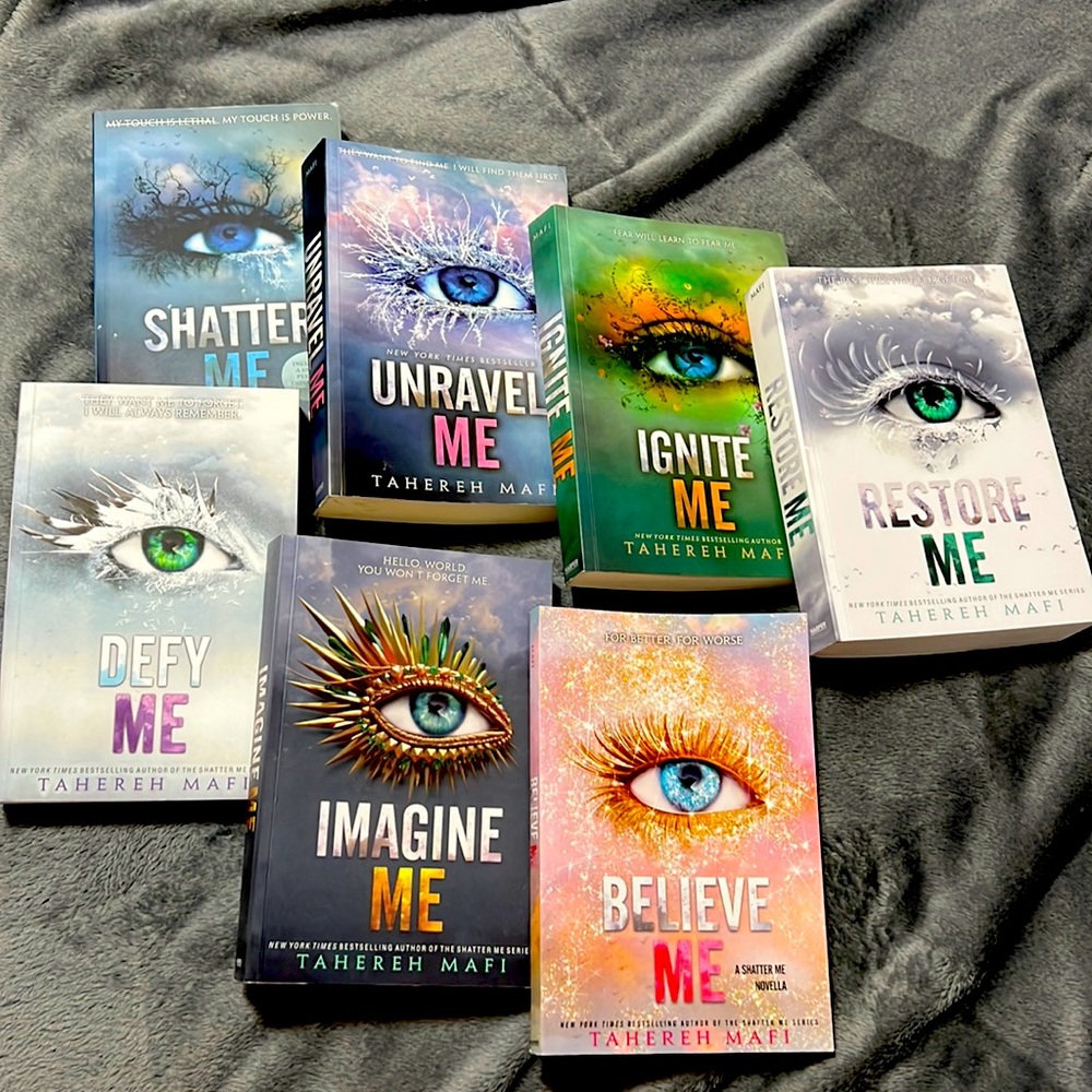 Shatter Me Set by Tahereh Mafi